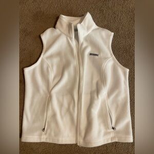 Women’s Columbia vest